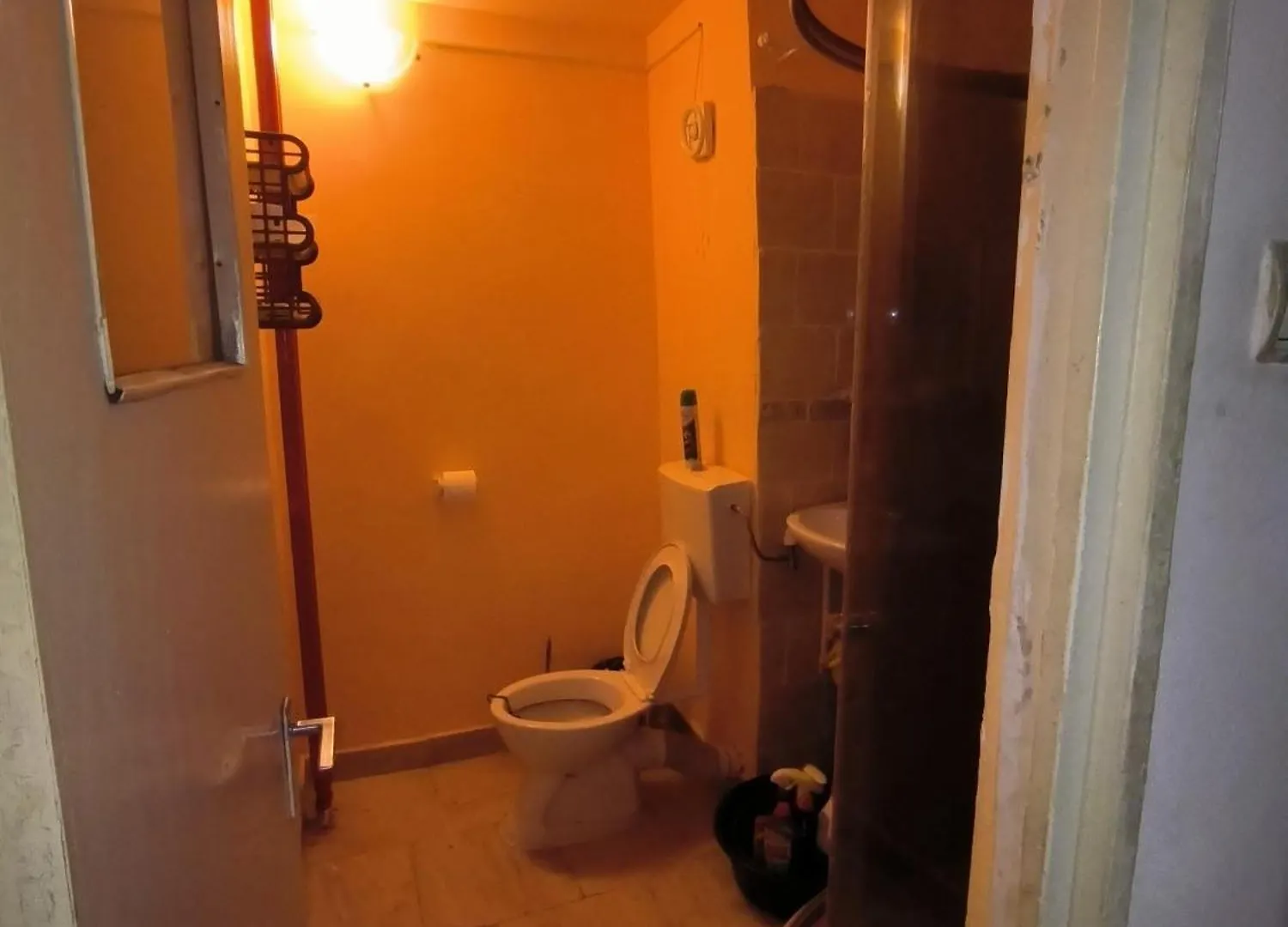 Homestay Kardinal Travel Apartment Bucharest